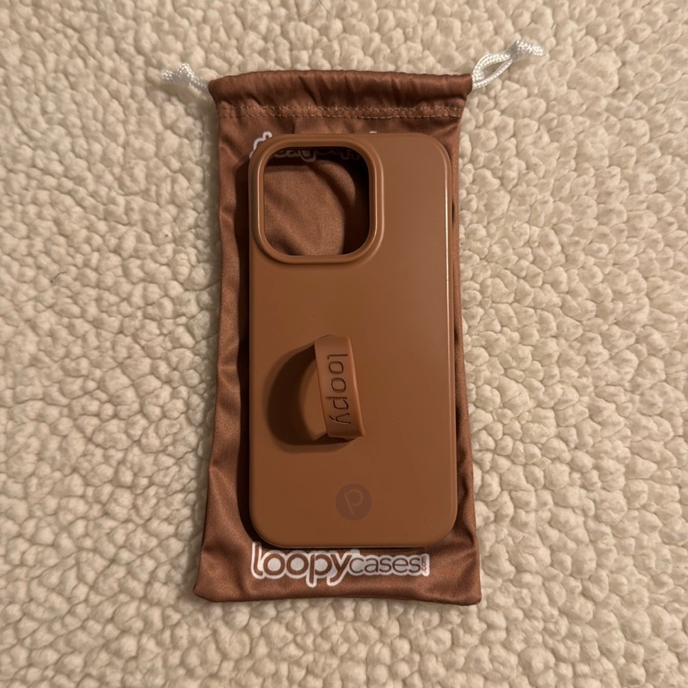 Loopy Saddle Brown iPhone 15 Pro